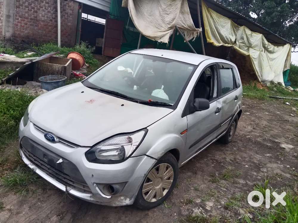 Ford Figo 2012 Petrol 100000 Km Driven
