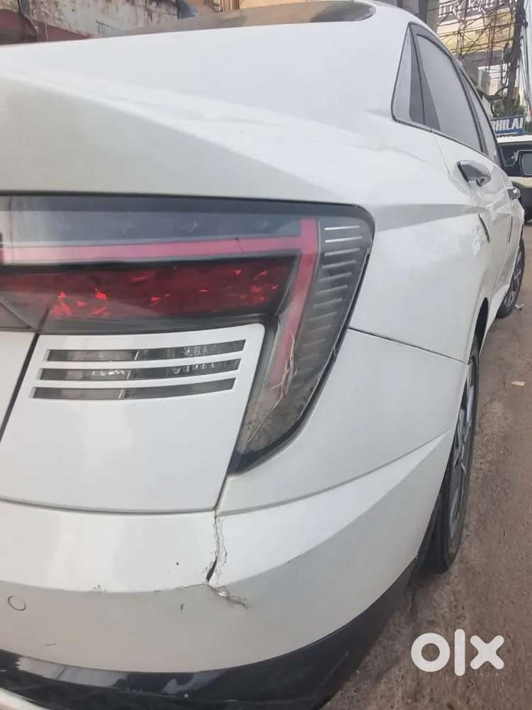 2023 Hyundai Verna Sx Petrol Manual  70,000 Km  White