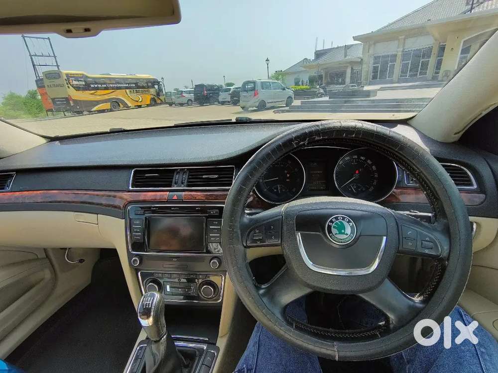 Keyless Entry Push Button Start Skoda Superb Elegance 7 Speed Gearbox