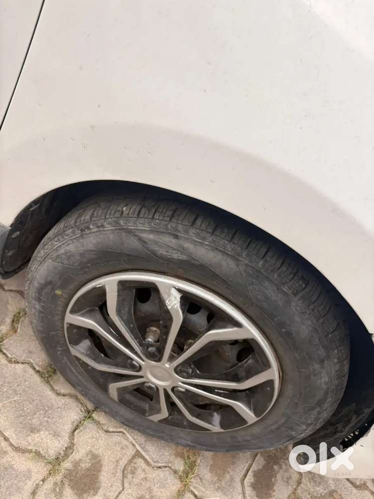 Hyundai Xcent  2018