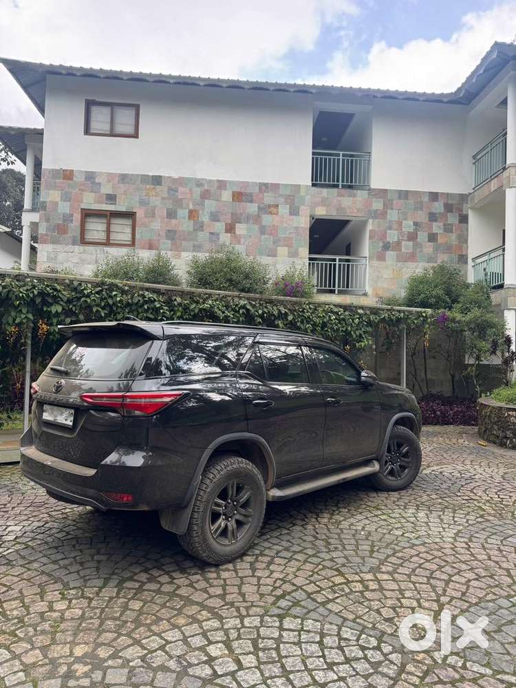 Toyota Fortuner 2022 Diesel Well Maintained