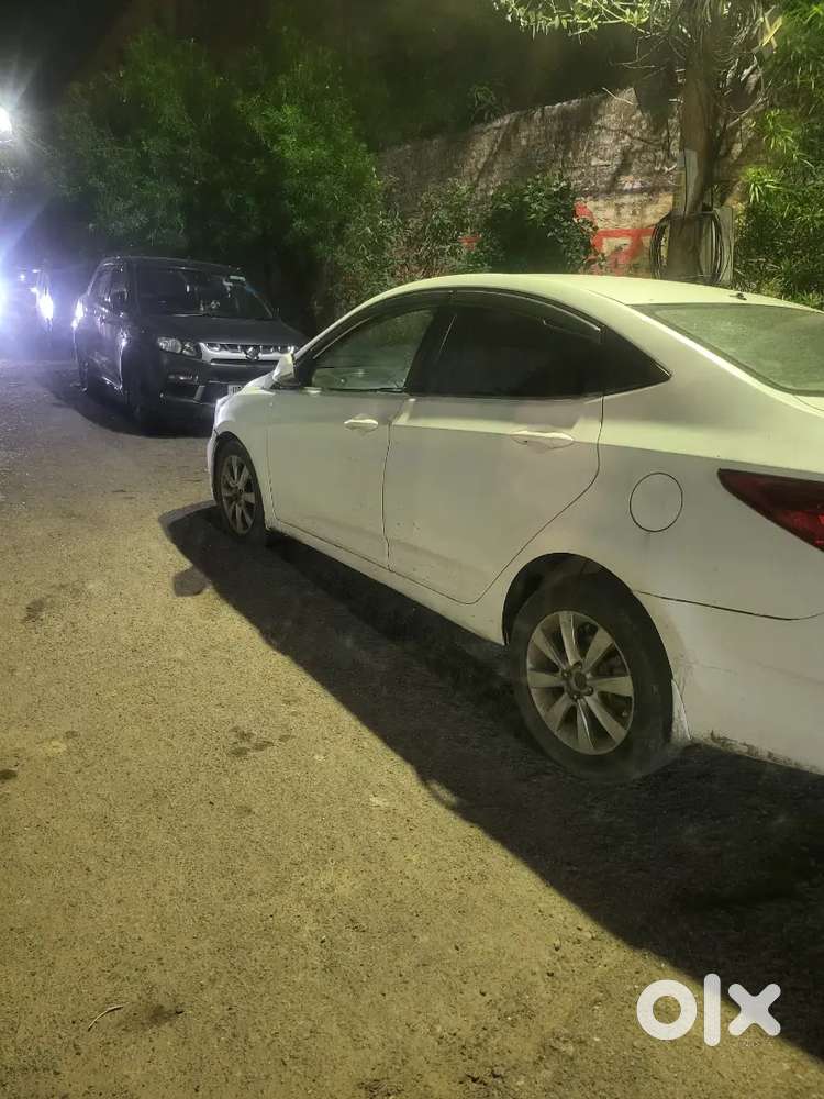 Hyundai Verna 1.6