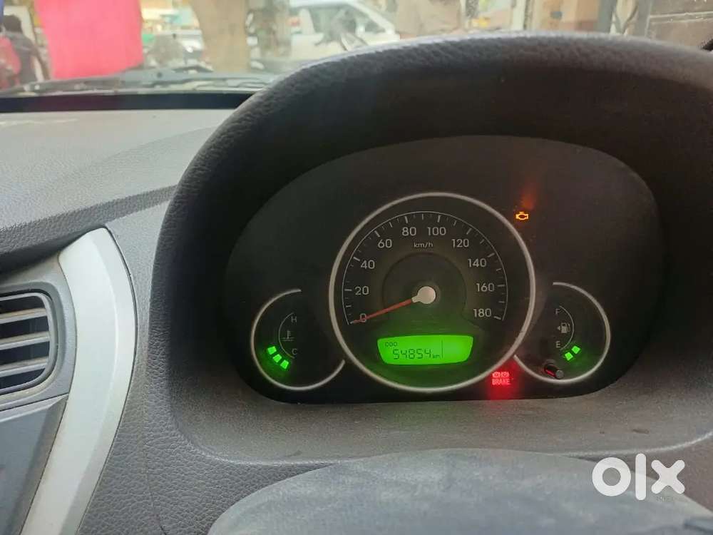 Hyundai Eon Magna+ 2014 Petrol Manual