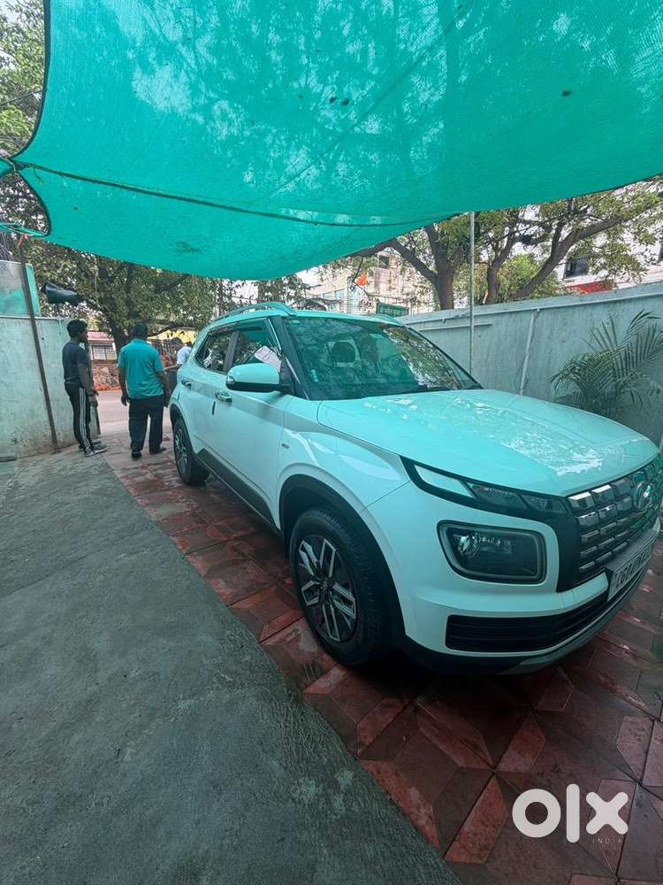 Hyundai Venue 2024 Petrol Good Condition