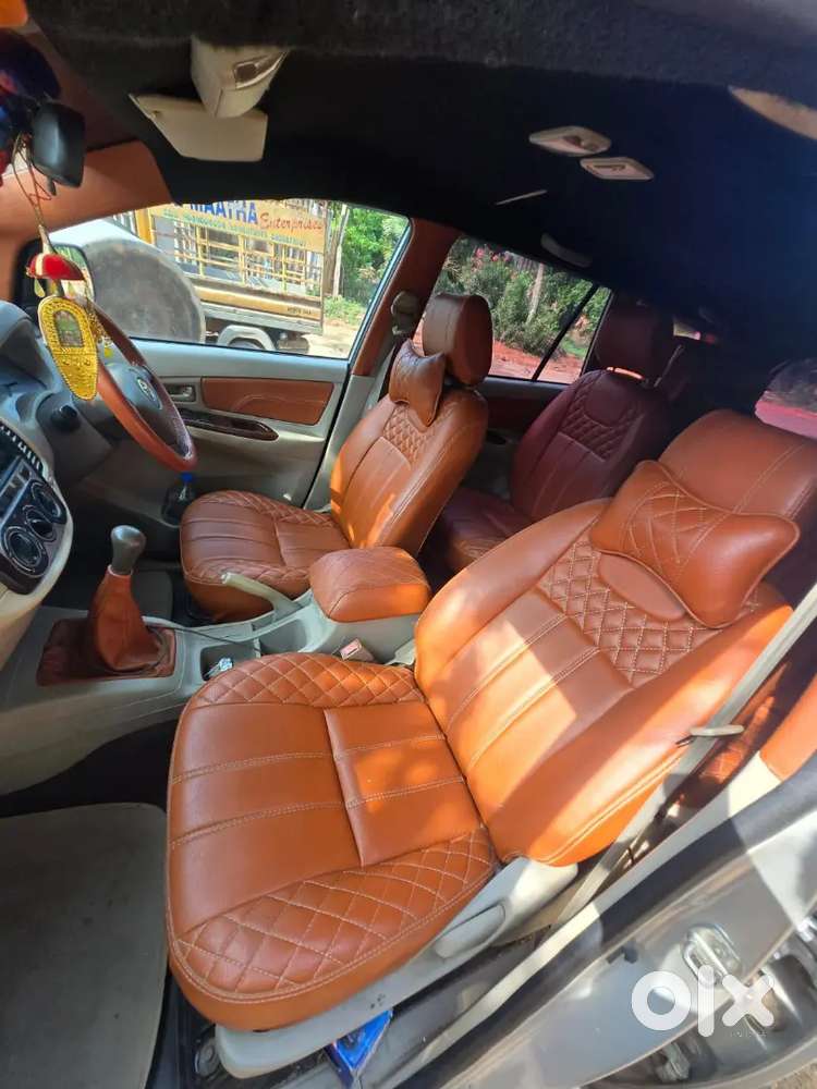 Toyota Innova 2009 Diesel 330 Km