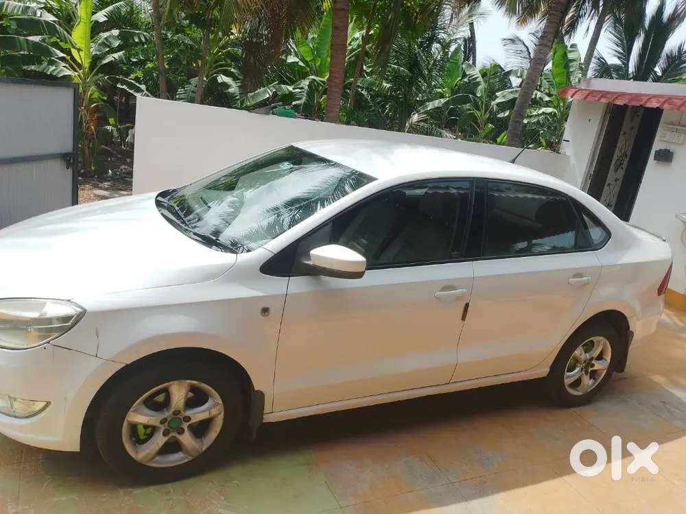 Skoda Rapid Elegance 2012 Diesel