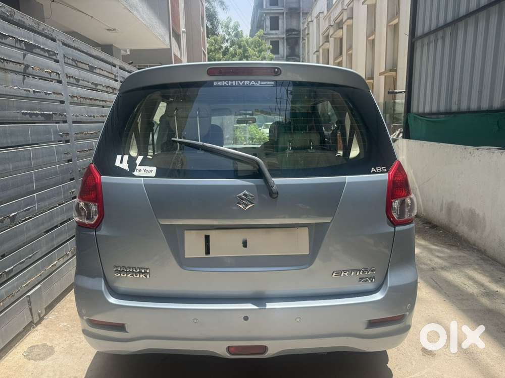 Maruti Suzuki Ertiga Zxi Shvs, 2013, Petrol
