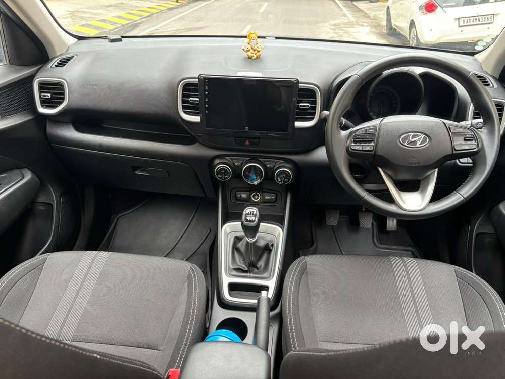 Hyundai Venue Sx Mt, 2022, Diesel