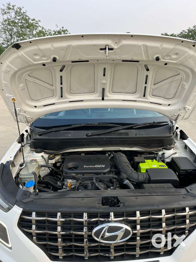 Hyundai Venue Sx+ At, 2019, Petrol