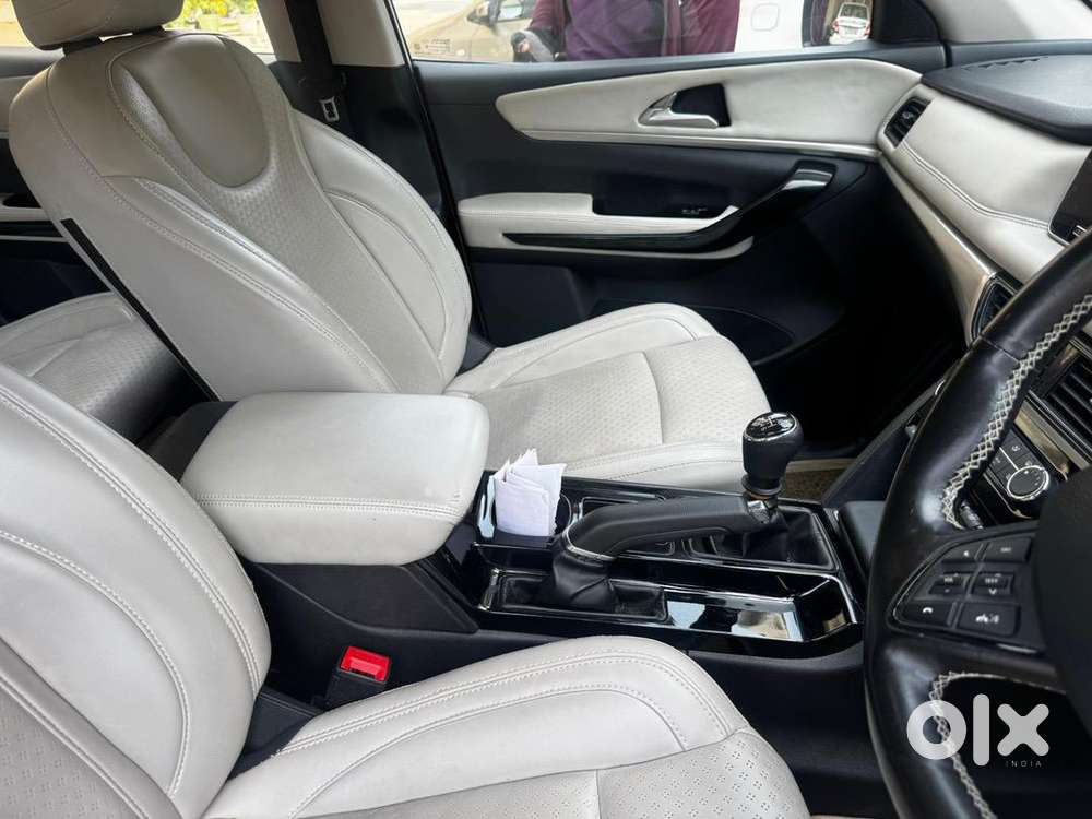 Mahindra Car 2024 Manual Petrol