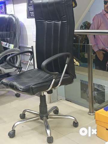 Round moving chair hot sale