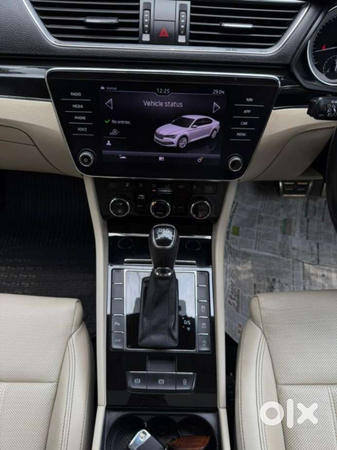 Skoda Superb 2.0 L&k Tsi At, 2021, Petrol