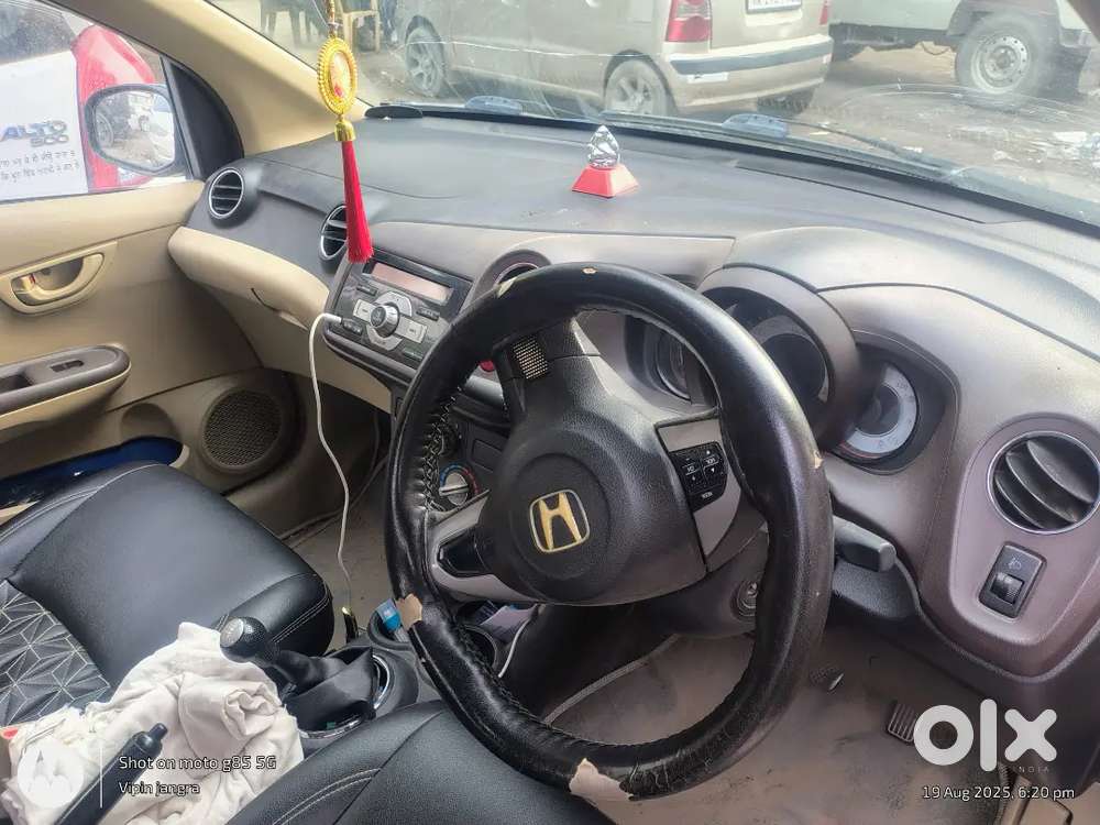 Honda Brio Mt Petrol 2013 Model