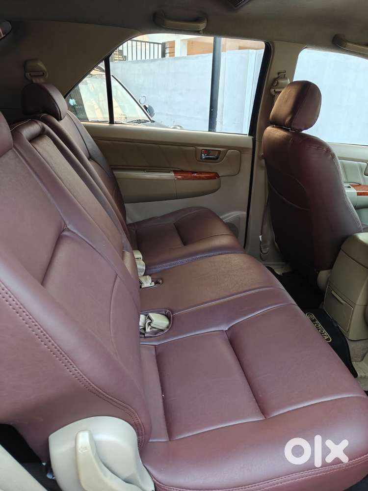 Toyota Fortuner 3.0 4x4 Manual, 2010, Diesel