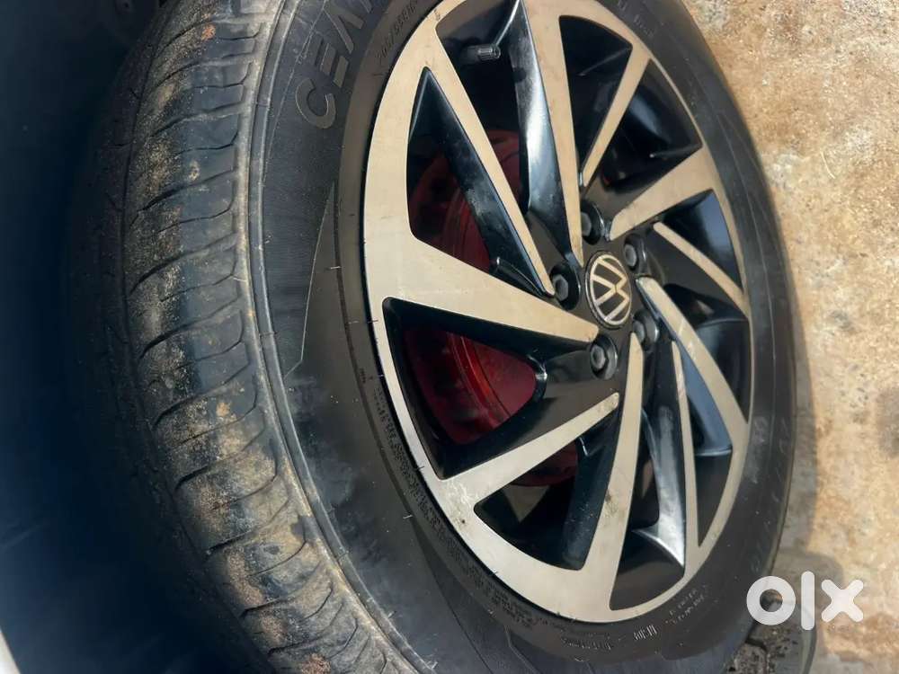 Volkswagen Virtus 2023 Petrol Well Maintained