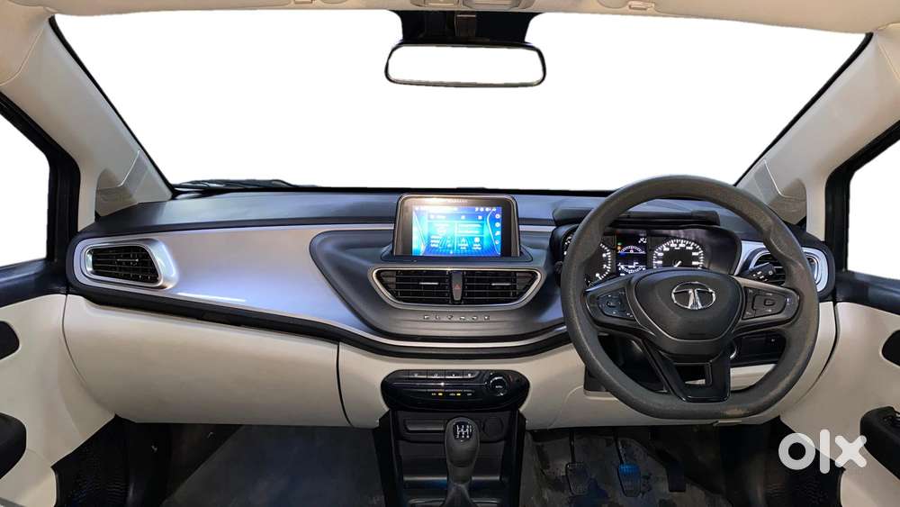 Tata Altroz 1.2 Xt, 2022, Petrol