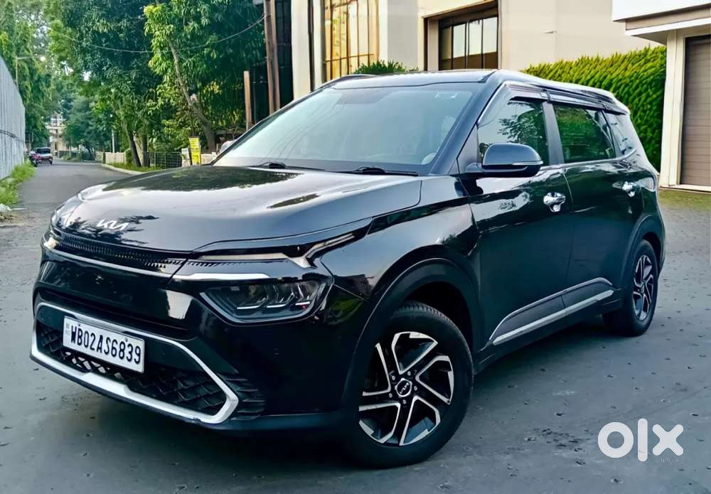 Kia Carens 1.4 Luxury Plus 6 Str, 2022, Petrol