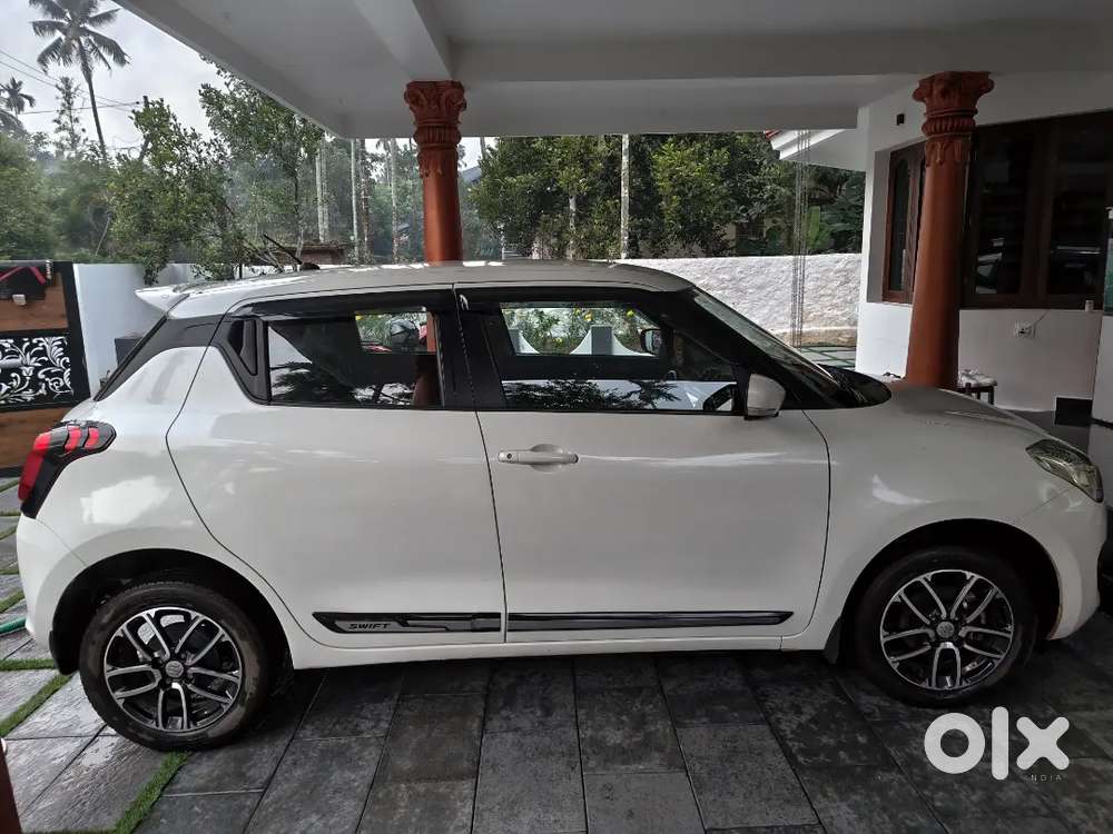 Maruti Suzuki Swift Vxi 2022