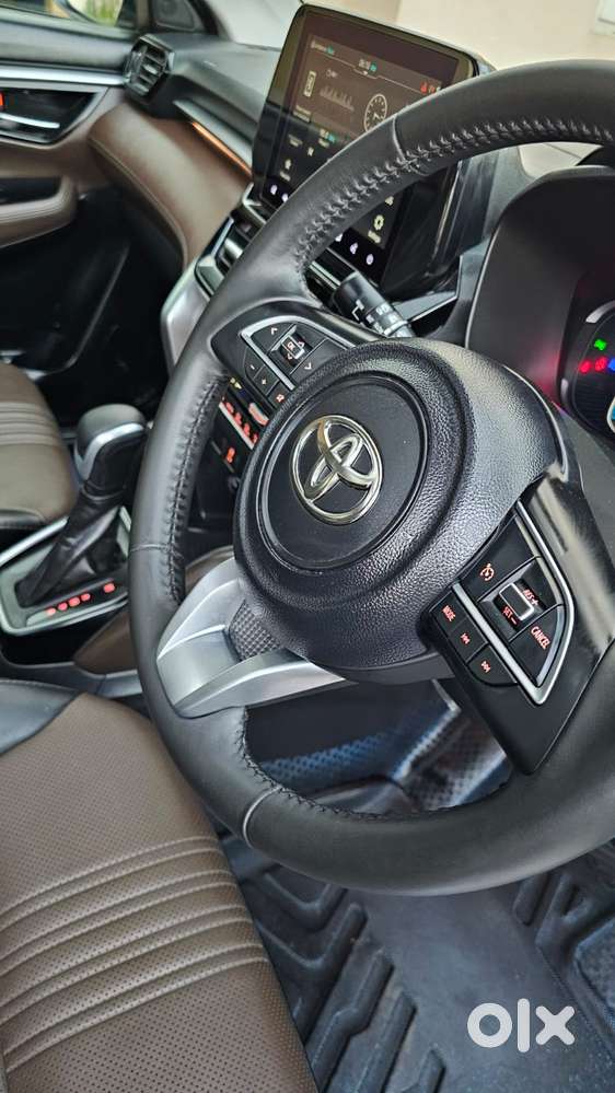 Toyota Urban Cruiser Hyryder 1.5 V Hybrid, 2024, Petrol