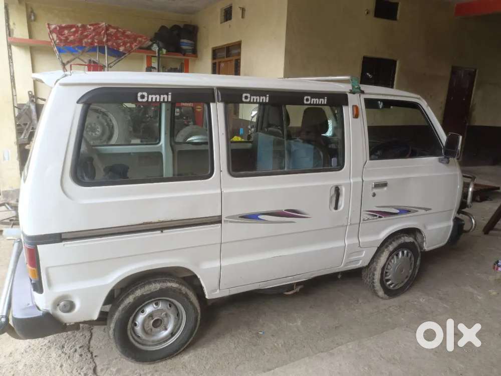 Maruti Suzuki Omni 2017 Lpg Manual First Owner