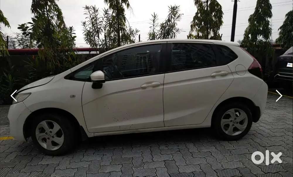 Honda Jazz 1.5 I-dtec Sv Diesel 2015 | 1st Owner | 1.65 Km | Kochi