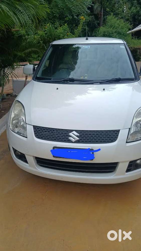 Maruti Suzuki Dzire 2010