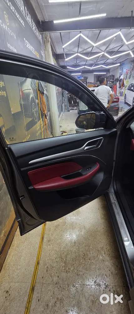 Mg Astor Savvy Red 2024