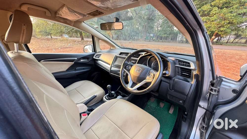 Honda Jazz 2021 Variant Petrol