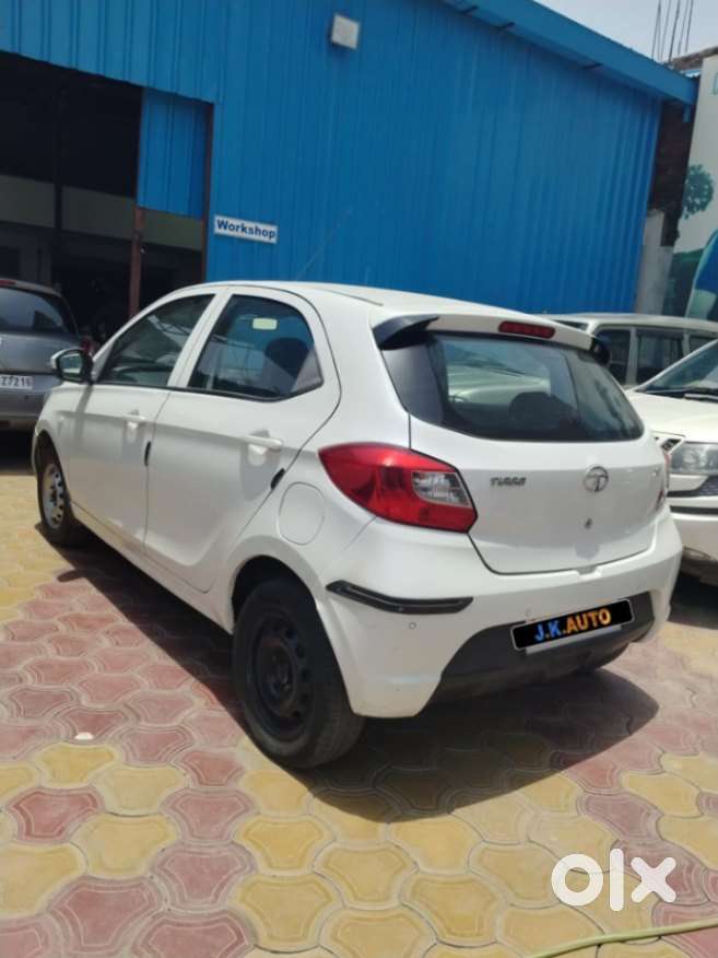 Tata Tiago 1.2 Revotron Xt (o), 2019, Petrol