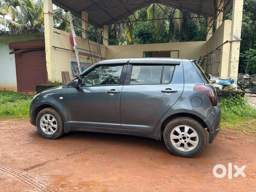 Maruti Suzuki Swift 2006 Year