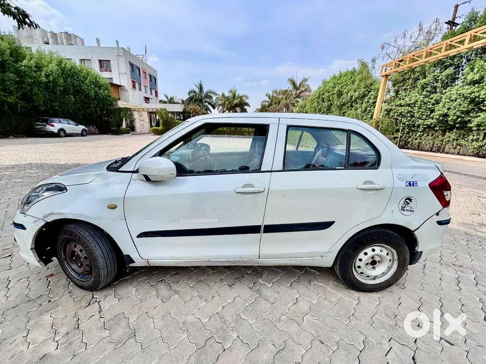 Maruti Suzuki Dzire 2017 Cng & Hybrids 74400 Km Driven