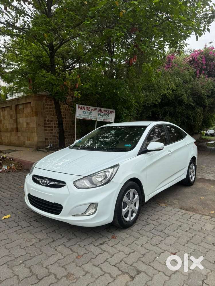 Hyundai Verna 1.6 Ex Vtvt, 2011, Petrol