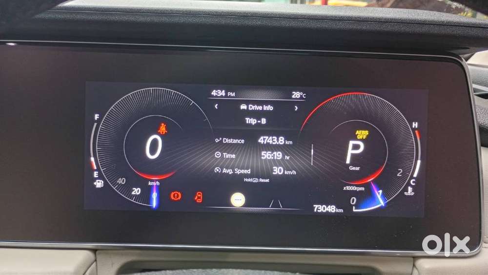 Mahindra Xuv700 2.2 Ax 7 Diesel At Luxury Pack Str, 2022, Diesel