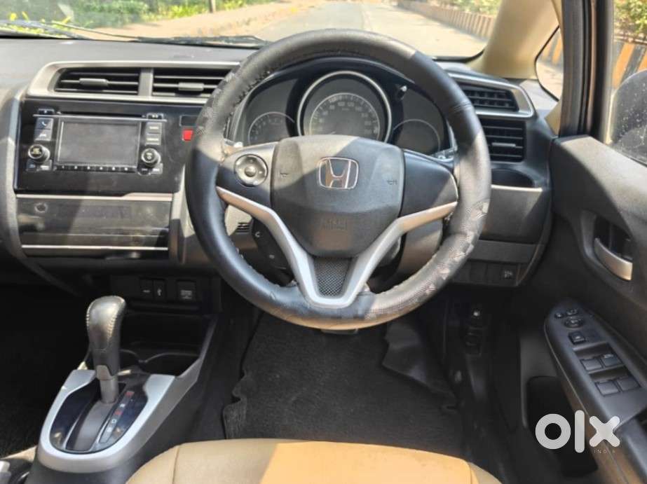 Honda Jazz V Cvt, 2015, Petrol