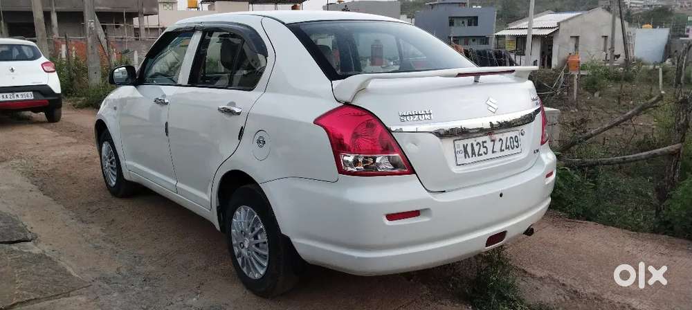 Maruti Suzuki Swift Dzire 2011 Petrol 126000 Km Driven