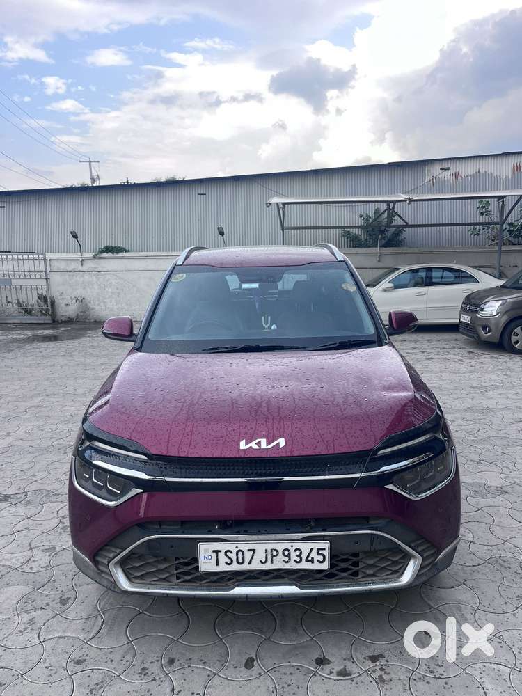 Kia Carens 1.5 Luxury Plus Diesel At 7 Str, 2022, Diesel
