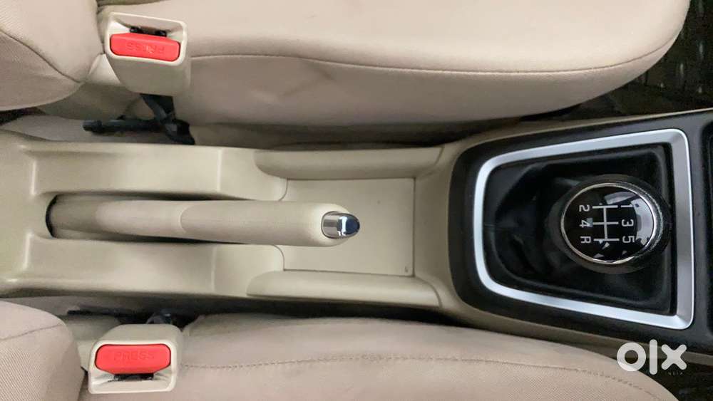 Maruti Suzuki Swift Dzire 1.2 Zxi Bsiv, 2019, Petrol