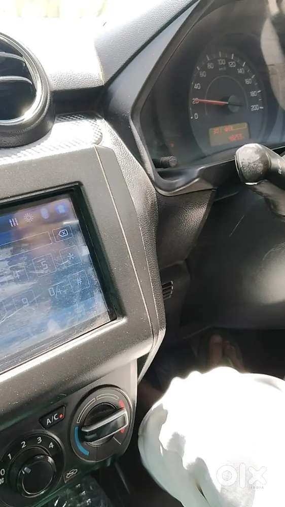 Swift Maruti Lxi 2020 Kms Driven