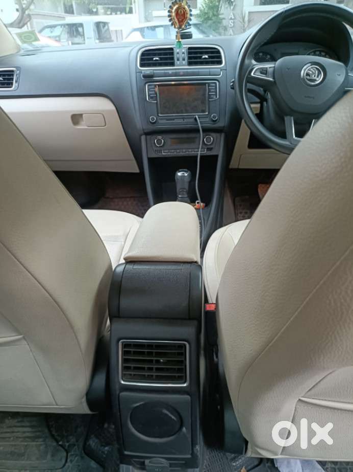 Skoda Rapid 1.6 Mpi At Style, 2019, Petrol