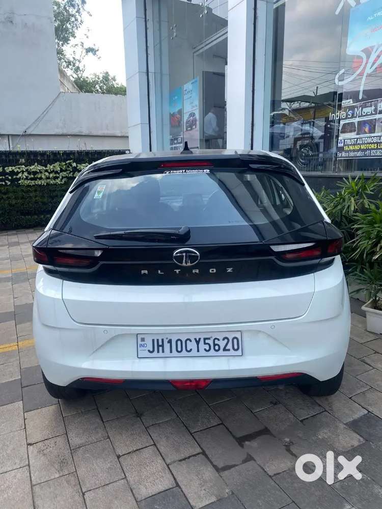 Tata Altroz Xz Plus S 2024 Petrol Well Maintained