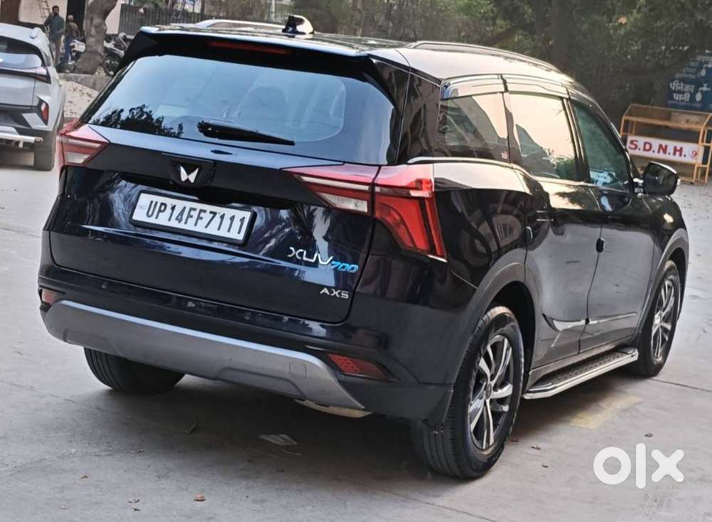 Mahindra Xuv700 2.0 Ax 5 Petrol At Str, 2022, Petrol