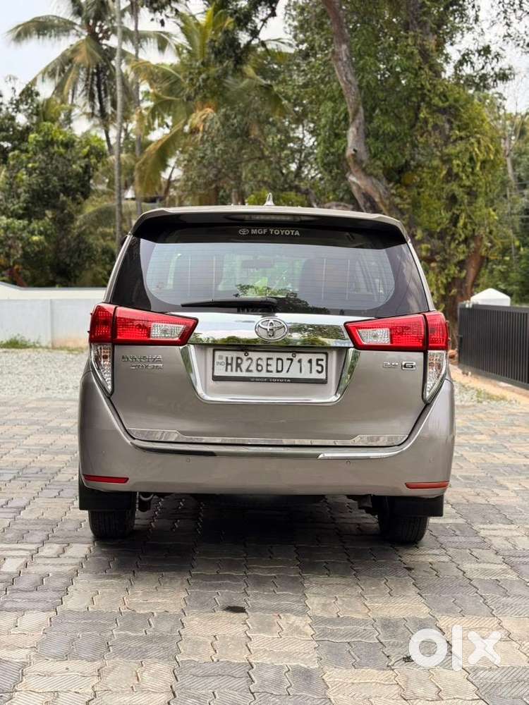 Toyota Innova Crysta 2018 Diesel Well Maintained