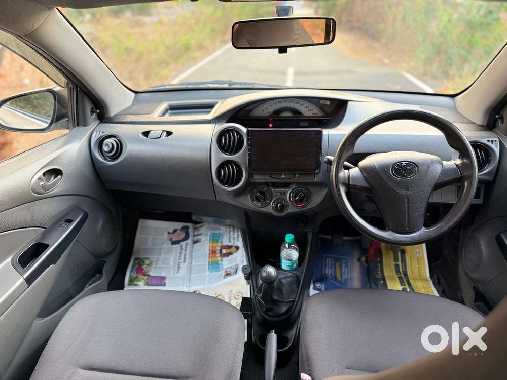 Toyota Etios Liva 2011-2012 G, 2012, Petrol
