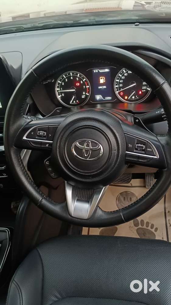 Toyota Urban Cruiser Hyryder 1.5 V Hybrid, 2024, Petrol