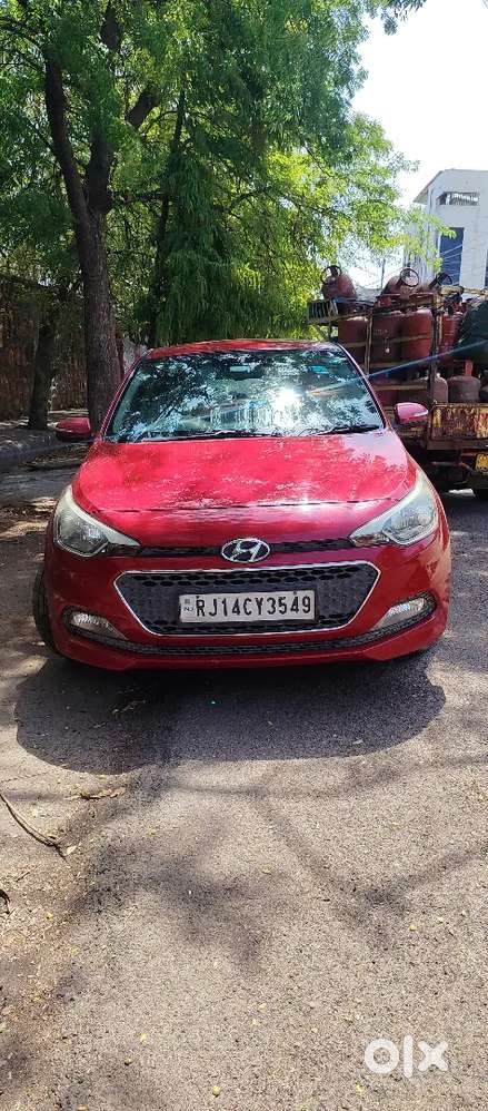 Hyundai I20 2015 Cng & Hybrids 66300 Km Driven