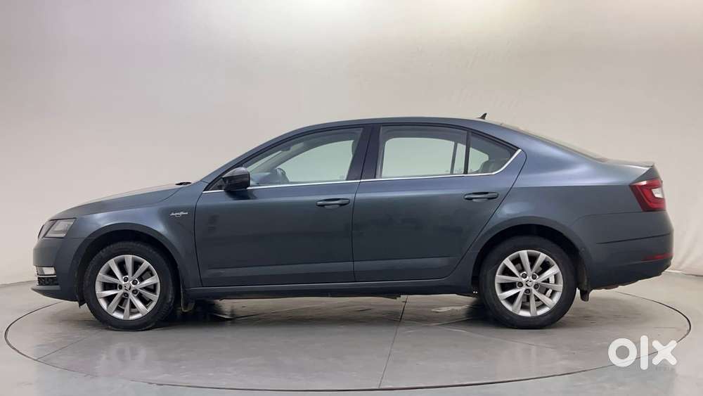 Skoda Octavia 2.0 L K Tsi At, 2018, Petrol