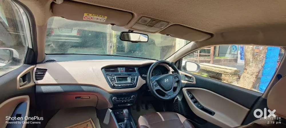 Hyundai I20 Elite 2017 Petrol Well Maintained