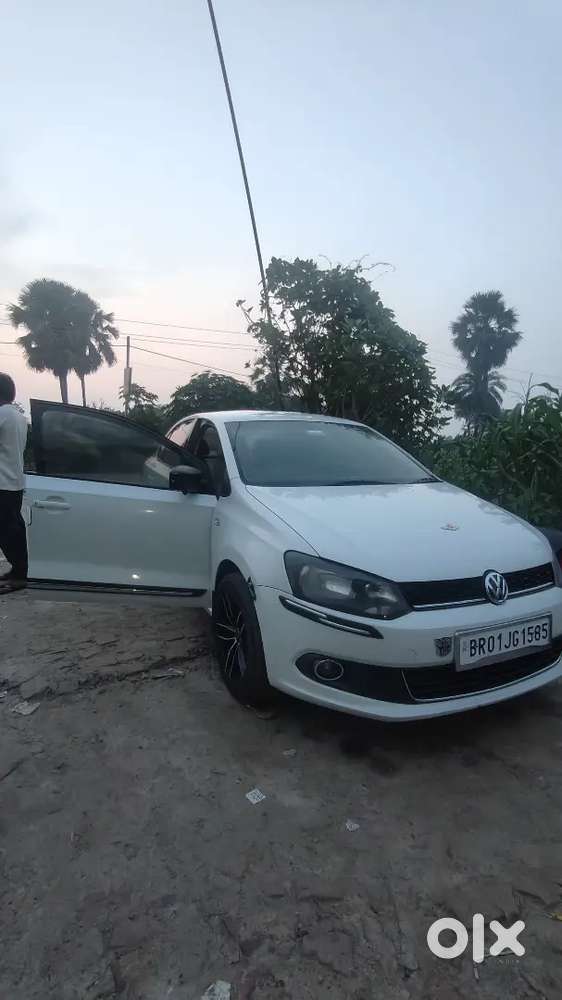 Volkswagen Vento 2014 Petrol 72000 Km Driven