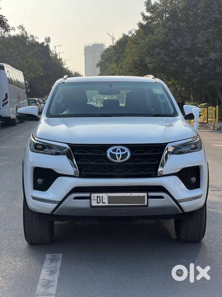 Toyota Fortuner 4x2 At 2.8 Diesel, 2021, Diesel