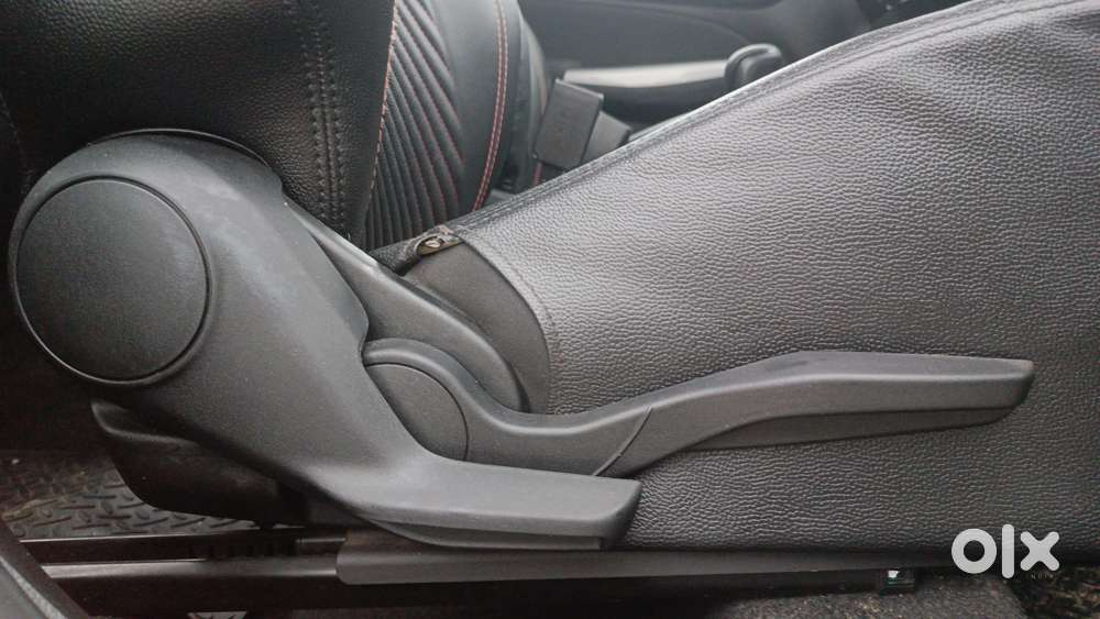 Maruti Suzuki Swift Amt Zxi, 2018, Petrol